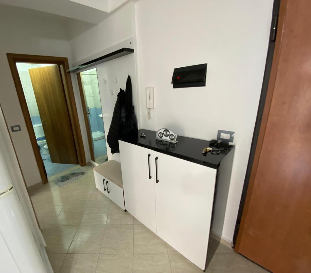 Liam Apartments Vlorë Екстериор снимка