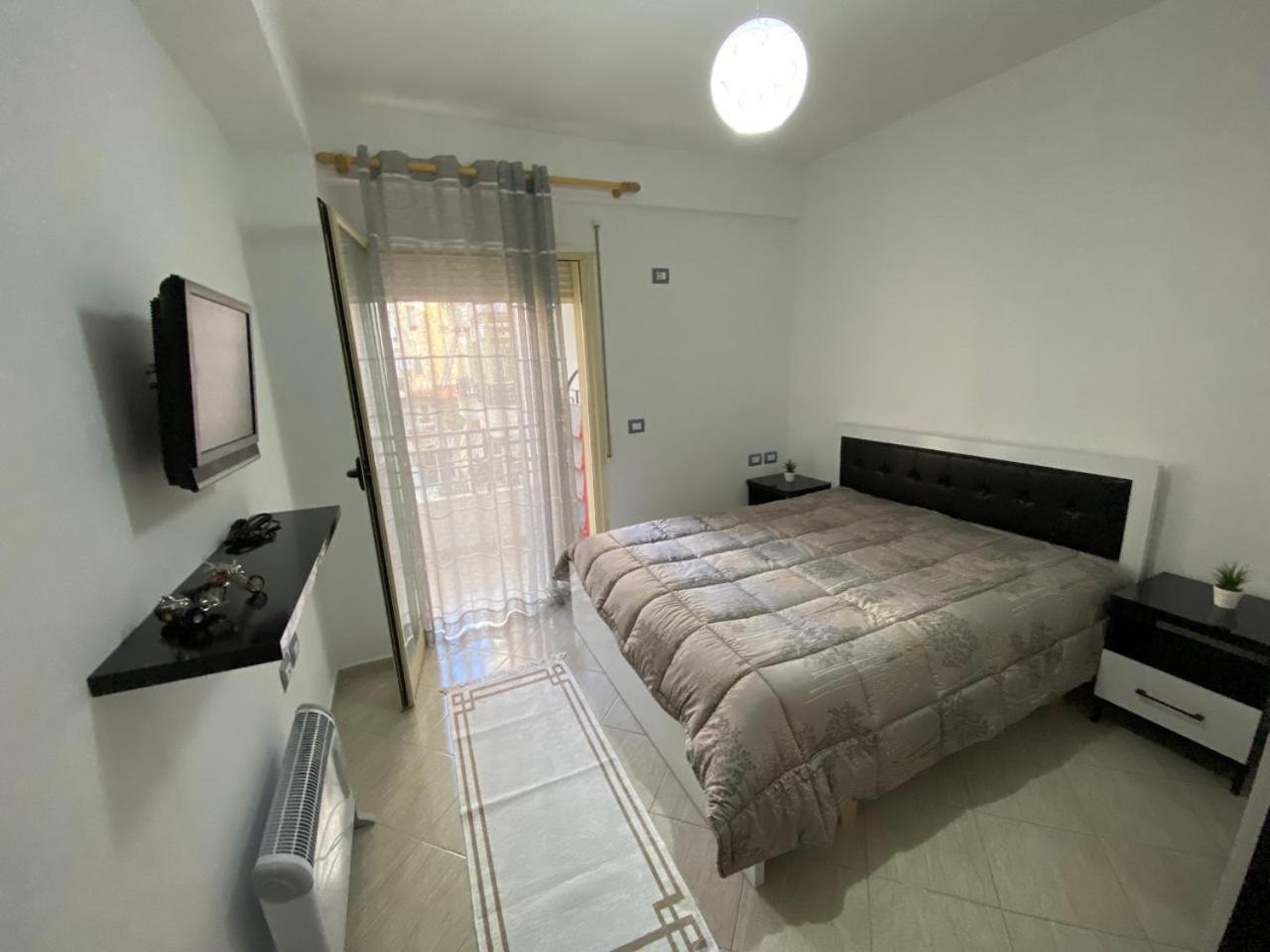 Liam Apartments Vlorë Екстериор снимка